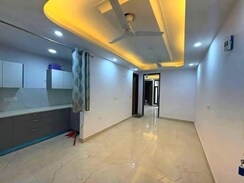 2 BHK Apartment For Rent in Saket