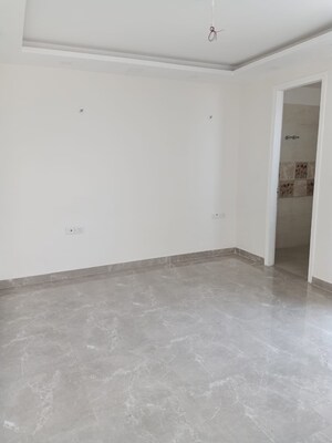 Room in 3 BHK Villa at Sanfran Estate, Bakkas – for Sale