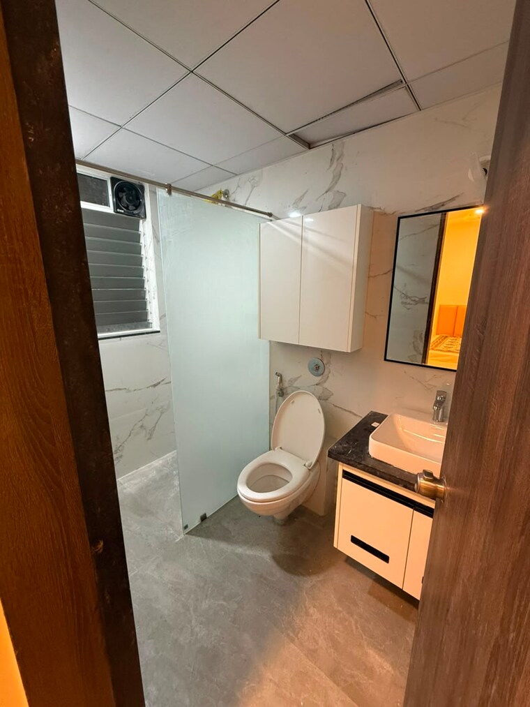 Bathroom, goel-ganga-serio 3 Bedroom 1400 Sq.Ft. Apartment In Kharadi Pune 10645873