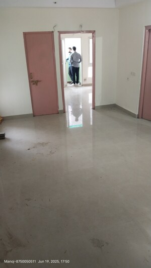 1 BHK Apartment For Sale in UPAVP Ganga Yamuna And Hindon Enclave, Pratap Vihar
