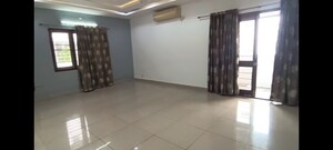 Room in 3 BHK Apartment at Aparna Cyber County, Gopanpally – for Rent
