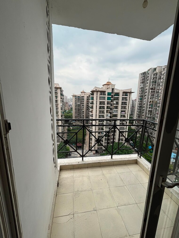Balcony, galaxy-royale 2 Bedroom 990 Sq.Ft. Apartment In Gaur City 2 Greater Noida 10646059