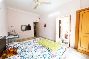 Bedroom in 5 BHK Independent House at Ghatlodia – for Sale