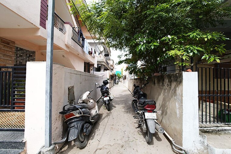 Exterior View, ghatlodia 5 Bedroom 240 Sq.Yd. Independent House In Ghatlodia Ahmedabad 10646069