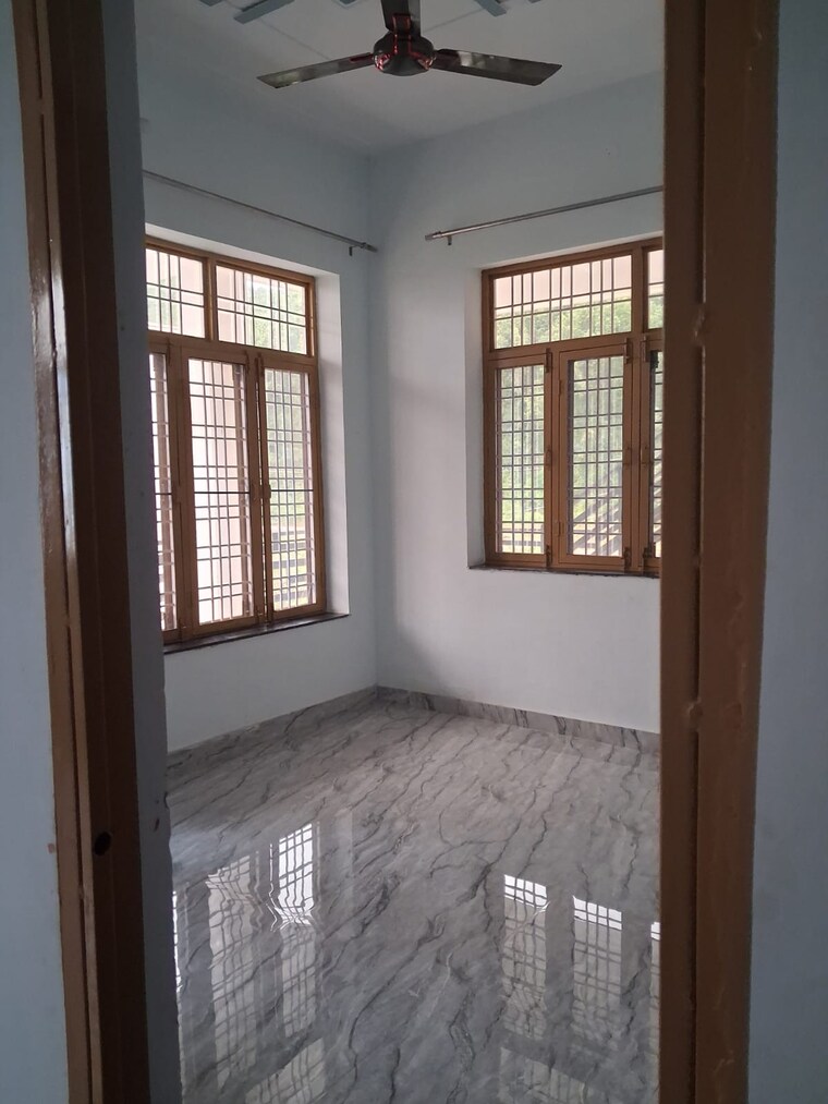 Room, aman vihar 1 Bedroom 1100 Sq.Ft. Builder Floor In Aman Vihar Dehradun 10646076