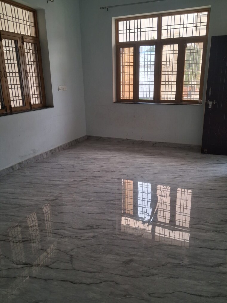 Room, aman vihar 1 Bedroom 1100 Sq.Ft. Builder Floor In Aman Vihar Dehradun 10646076