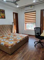 4 BHK +  5000 Sq.Ft. Builder Floor in Sector 57
