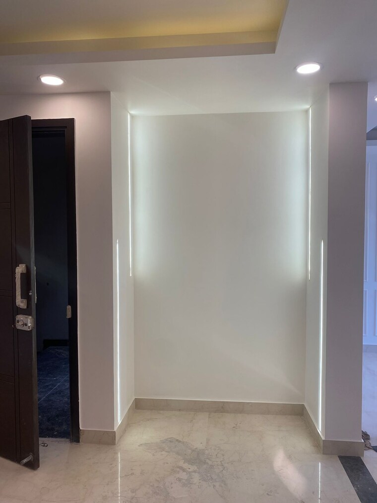 Room, sector 57 4 Bedroom 5000 Sq.Ft. Builder Floor In Sector 57 Gurgaon 10646534