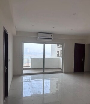 Room in 3 BHK Apartment at Shapoorji Pallonji Joyville Gurgaon, Sector 102 – for Rent