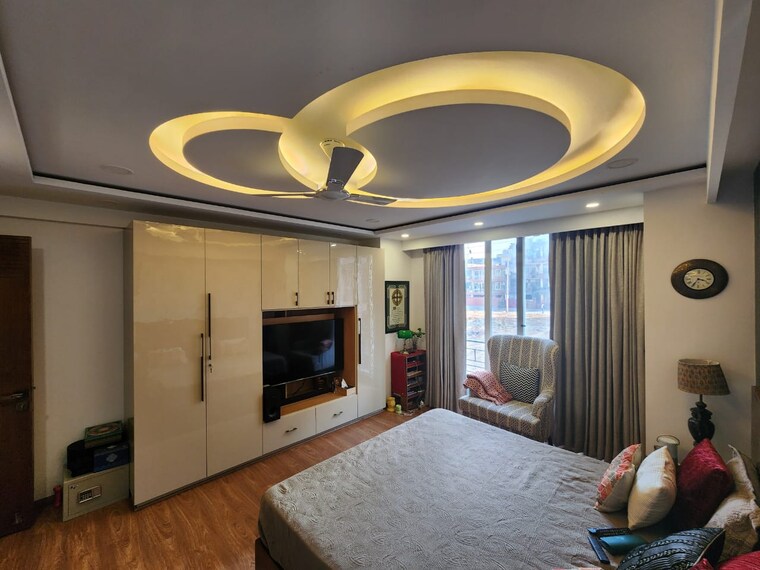 Bedroom, sector 57 4 Bedroom 4500 Sq.Ft. Builder Floor In Sector 57 Gurgaon 10646571