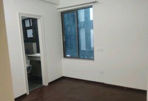 Room in 3 BHK Apartment at Paras Dews, Sector 106 – for Rent