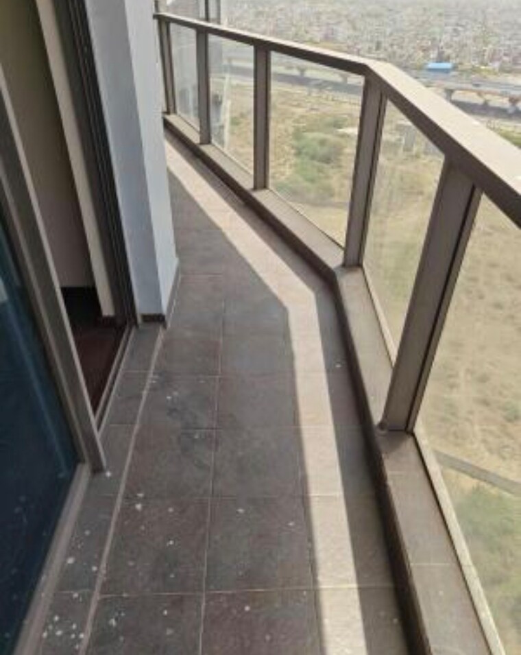 Balcony, paras-dews 3 Bedroom 1760 Sq.Ft. Apartment In Sector 106 Gurgaon 10646612
