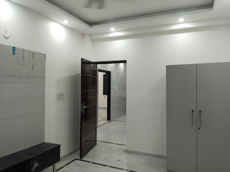 Room, ashoka-enclave-3 3 Bedroom 1800 Sq.Ft. Builder Floor In Sector 35 Faridabad 10646624