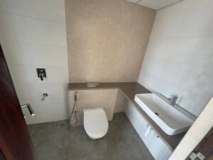 Bathroom in 1 BHK Apartment at Kalpataru Vivant, Jogeshwari East – for Sale