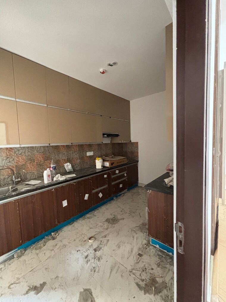 Kitchen, hero-homes-gurgaon 2 Bedroom 1099 Sq.Ft. Apartment In Sector 104 Gurgaon 10646656