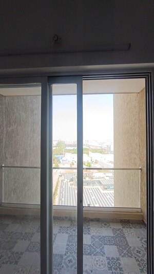 Room in 3 BHK Apartment at Welworth Purnam, Hinjewadi – for Rent