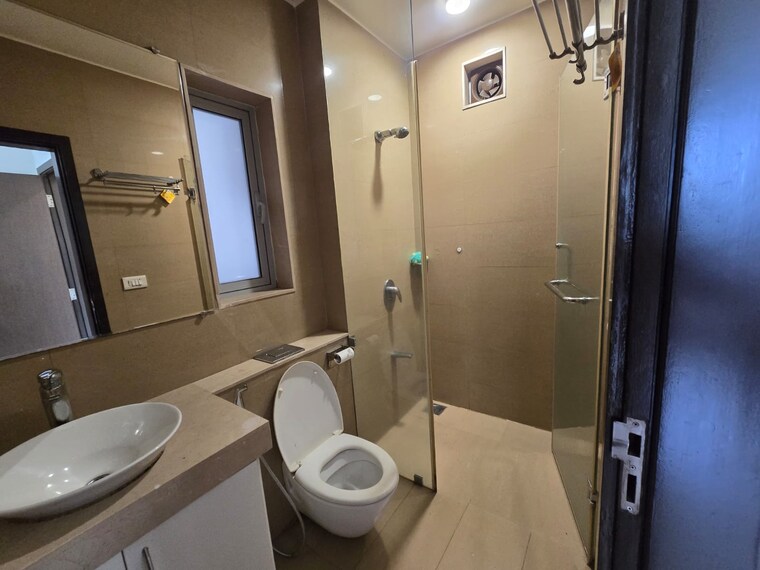 Bathroom, oberoi-exquisite-goregaon 3 Bedroom 996 Sq.Ft. Apartment In Goregaon East Mumbai 10646644