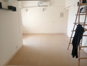 3 BHK Apartment For Rent in Unitech Uniworld Gardens 2, Sector 47