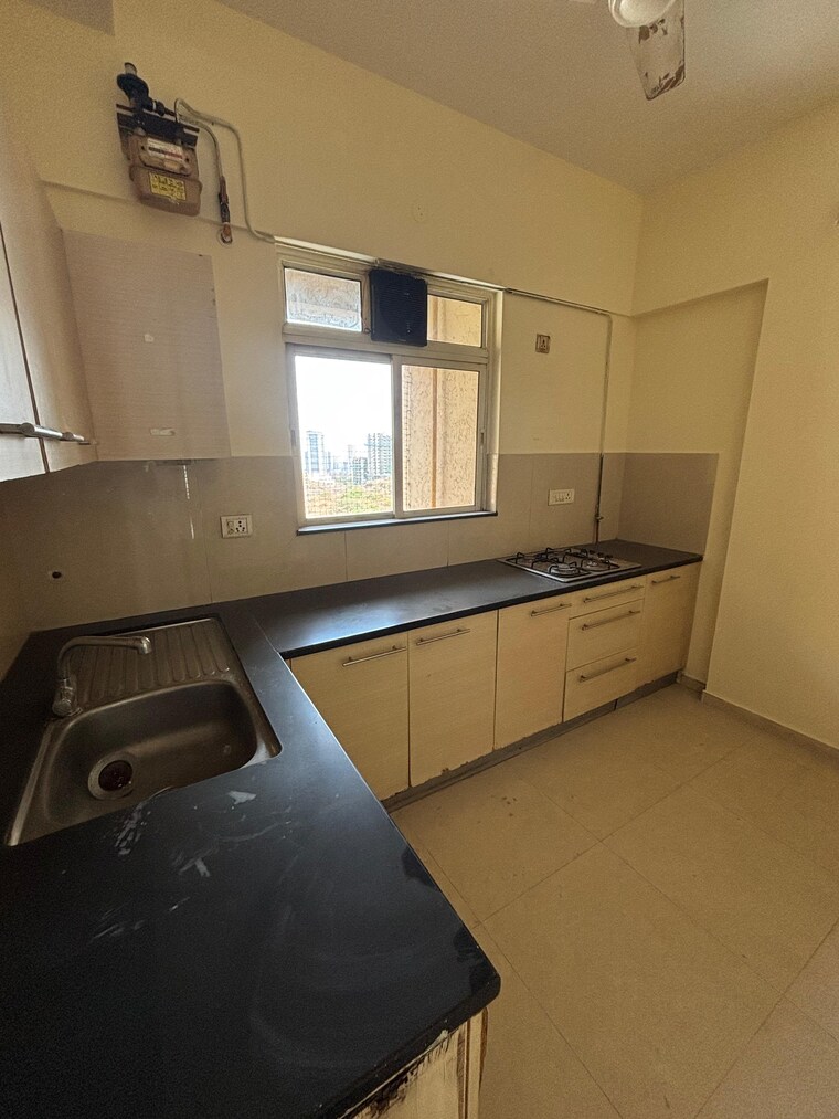 Kitchen, hiranandani-gardens-eldora 3 Bedroom 1650 Sq.Ft. Apartment In Powai Mumbai 10646795