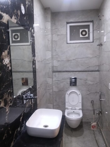 4 BHK Builder Floor for Rent in Safdarjung Enclave, Delhi