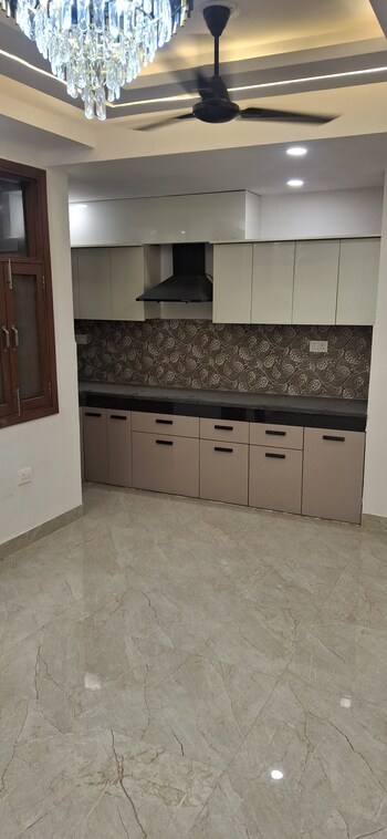 2 BHK Builder Floor for Sale in Vishwakarma Colony, Delhi