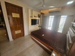 Bedroom in 3 BHK Apartment at Khar West – for Sale