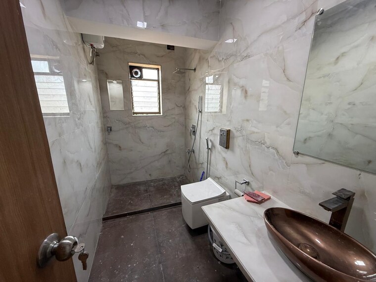 Bathroom, silver-palms-santacruz-west 2 Bedroom 780 Sq.Ft. Apartment In Santacruz West Mumbai 10651542