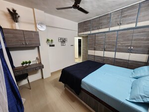 Bedroom in 2 BHK Apartment at Silver Palms Santacruz West, Santacruz West – for Rent