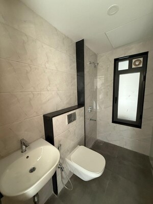 Bathroom in 2 BHK Apartment at Lodha Vista, Lower Parel – for Sale