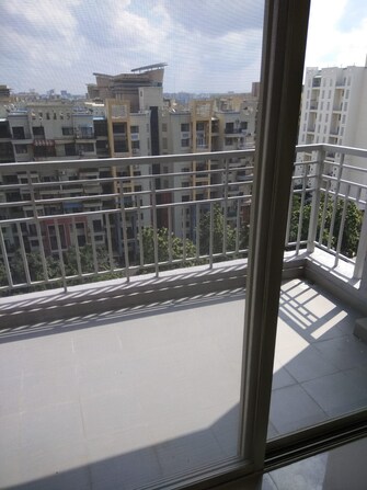 1 BHK +  530 Sq.Ft. Apartment in Magarpatta City Heliconia
