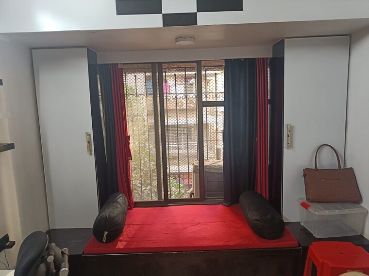 Living Room, kabra-jai-mitra-apartments 2 Bedroom 650 Sq.Ft. Apartment In Goregaon West Mumbai 10651549