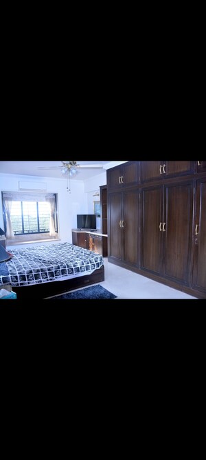 Bedroom in 3 BHK Apartment at Konark Classic, Bandra West – for Rent
