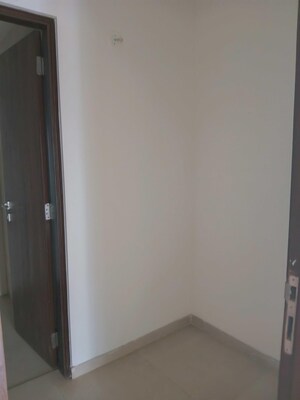 Room in 2 BHK Apartment at Piramal Mahalaxmi, Mahalaxmi – for Sale