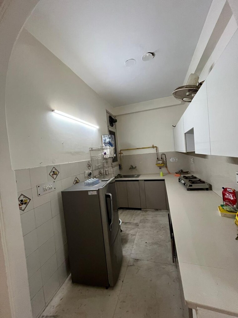 Bathroom, malviya nagar 4 Bedroom 1125 Sq.Ft. Builder Floor In Malviya Nagar Delhi 10651598
