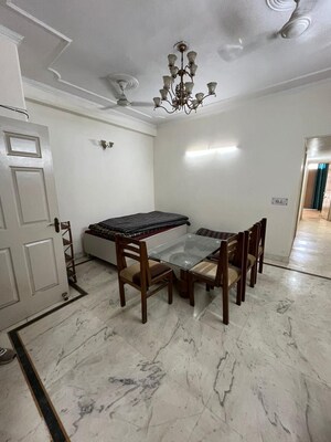 Team Area in 4 BHK Builder Floor at Malviya Nagar – for Sale