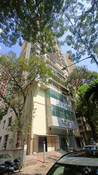 2 BHK +  650 Sq.Ft. Apartment in Goregaon Sukhniwas CHS