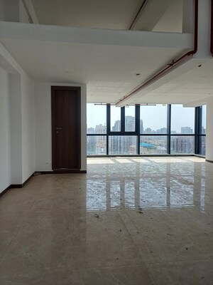Room in  Office Space at Chandra Arc One, Andheri West – for Sale