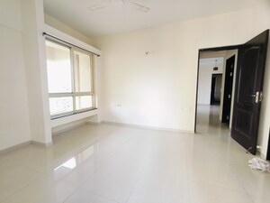 Room in 2 BHK Apartment at Nyati Evara, Kondhwa – for Rent