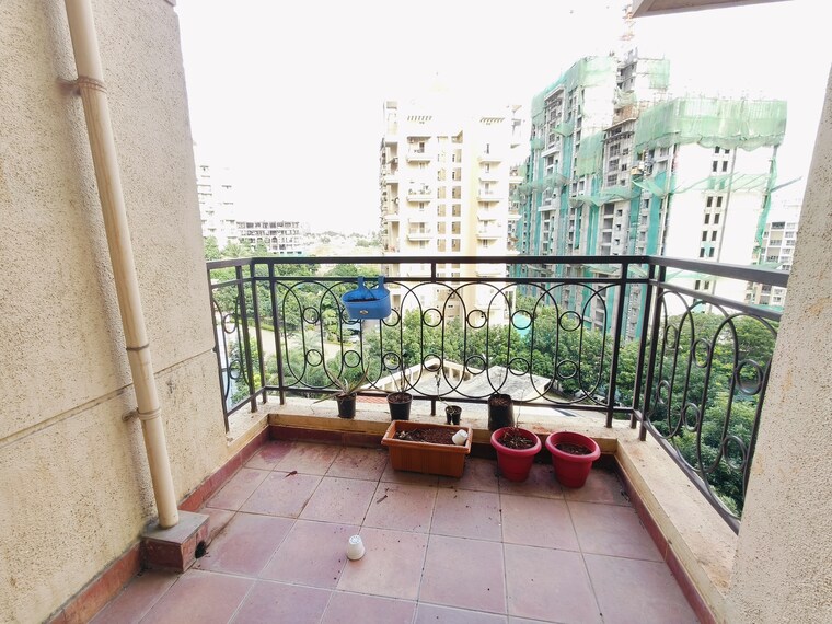 Balcony, nyati-evara 2 Bedroom 1032 Sq.Ft. Apartment In Kondhwa Pune 10651673