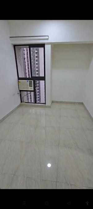 1 BHK Apartment For Rent in Raymond Ten X Habitat, Pokhran Road No Two