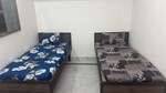 100 Sq.Ft. Pg in Govindpuri