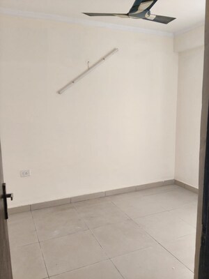 Room in 2 BHK Apartment at Eros Sampoornam, Sector 2 Greater Noida – for Sale