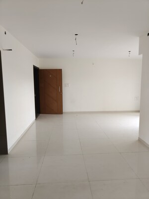 Room in 3 BHK Apartment at Moreshwar 19 East, Nerul – for Rent