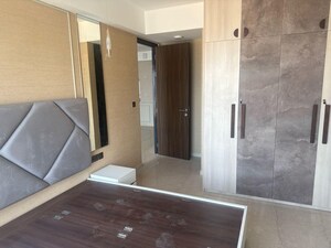 Room in 2 BHK Apartment at Lodha Kiara, Worli – for Sale