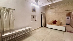 Room in 2.5 BHK Independent House at Nirlon Knowledge Park, Goregaon East – for Rent