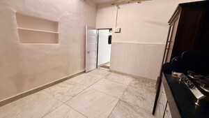 Room in 2.5 BHK Independent House at Nirlon Knowledge Park, Goregaon East – for Rent