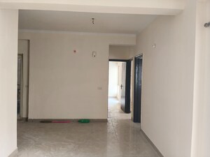 Room in 2 BHK Apartment at Panchsheel Greens, Sector 16 Greater Noida – for Sale