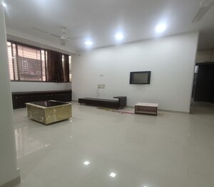 2 BHK Apartment For Rent in Matunga East