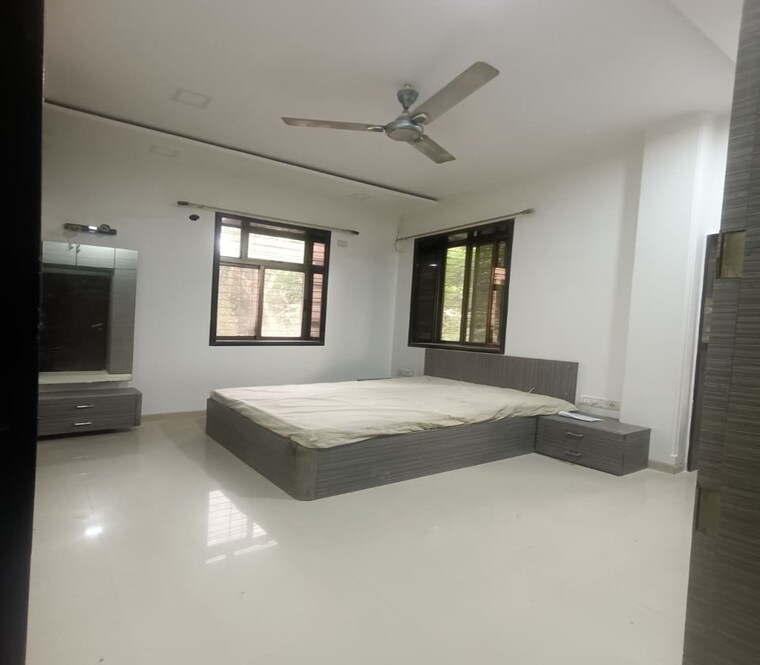 Room, matunga east 2 Bedroom 650 Sq.Ft. Apartment In Matunga East Mumbai 10651747