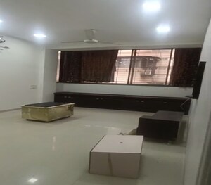 Living Room in 2 BHK Apartment at Matunga East – for Rent